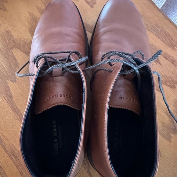 Size 8m cole Haan chukka boots - Picture 5 of 7